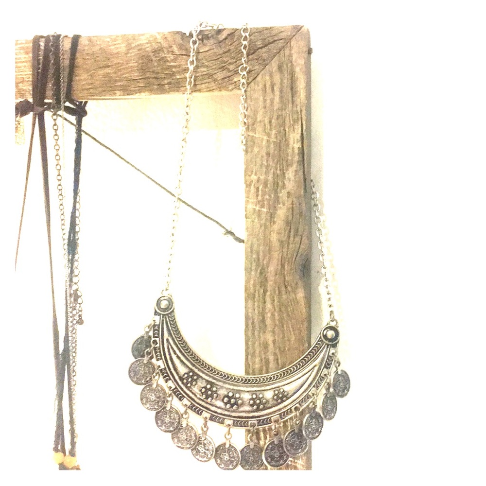 Silver beaded necklace